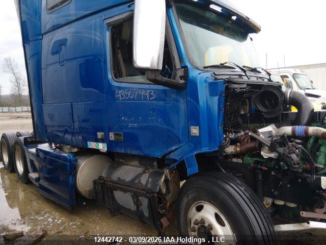 4V4NC9EH4JN888681 Volvo VNL