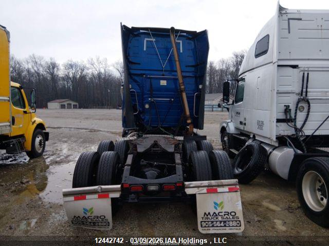 4V4NC9EH4JN888681 Volvo VNL