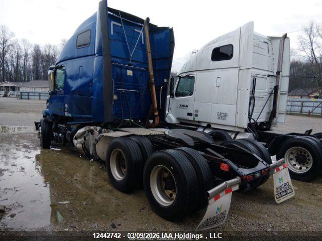 4V4NC9EH4JN888681 Volvo VNL