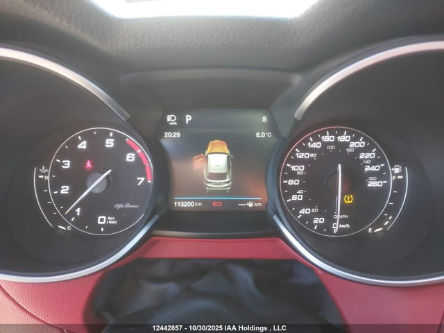 ZASFAKNN8J7C02060 Alfa Romeo Stelvio