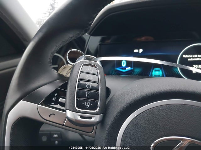 KMHLN4AJ8MU010640 Hyundai Elantra Hybrid Ultimate