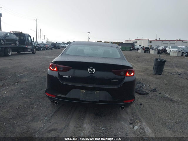 3MZBPAC7XKM104429 Mazda 3 Preferred Plus