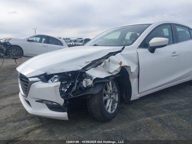 3MZBN1V7XJM229965 Mazda Mazda3 50th Anniversary Edition/gs/se