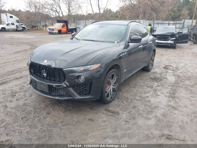 ZN661YUS6KX318912 Maserati Levante S Gransport