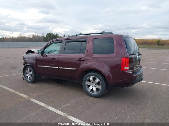 Honda Pilot Touring 2015 5FNYF4H90FB501735 Image 3