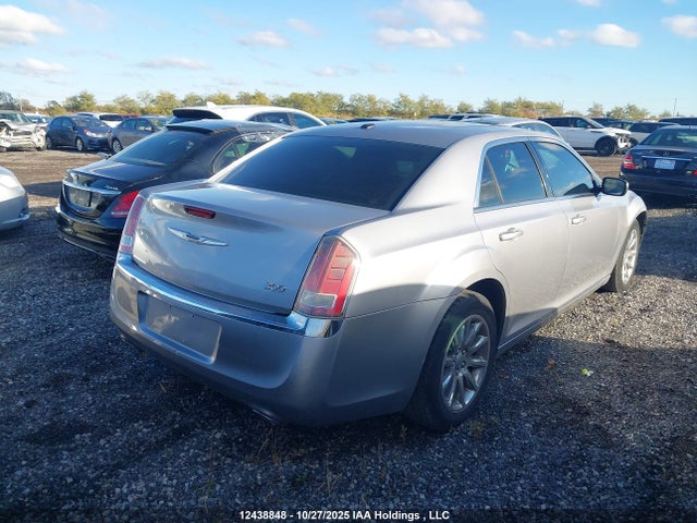 2C3CCAAG0EH320626 Chrysler 300