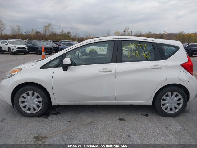 Nissan Versa 2016 3N1CE2CP5GL376762 Image 14