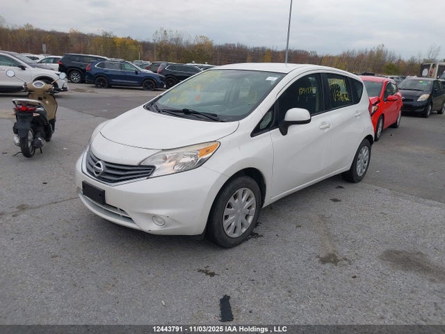 Nissan Versa 2016 3N1CE2CP5GL376762 Image 2