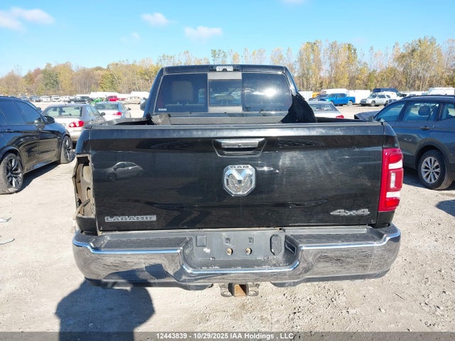 12443839 :رقم المزاد ، 3C6UR5FL5NG318017 vin ، 2022 Ram 2500 Laramie مزاد بيع