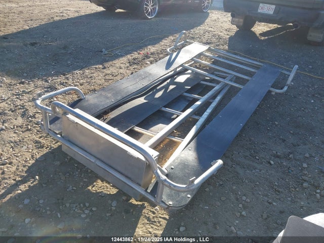 2015 Custom Snowmobile Deck Deck მანქანა იყიდება აუქციონზე, vin: NOVIN, აუქციონის ნომერი: 12443862