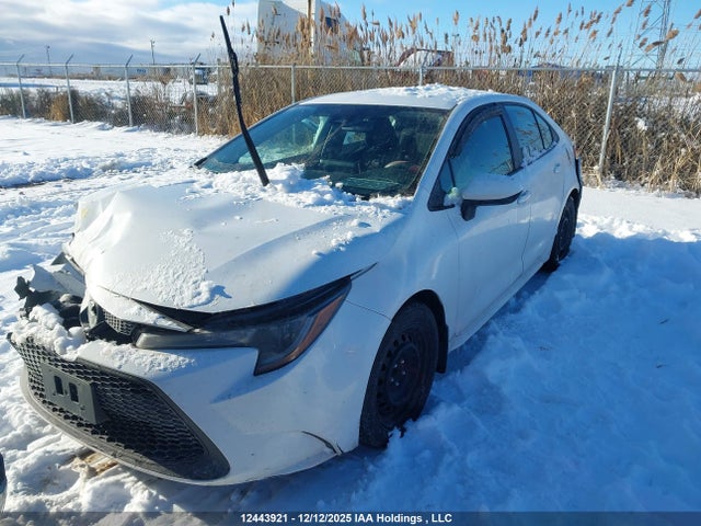 12443921 :رقم المزاد ، 5YFBPRBE8LP068896 vin ، 2020 Toyota Corolla Le مزاد بيع
