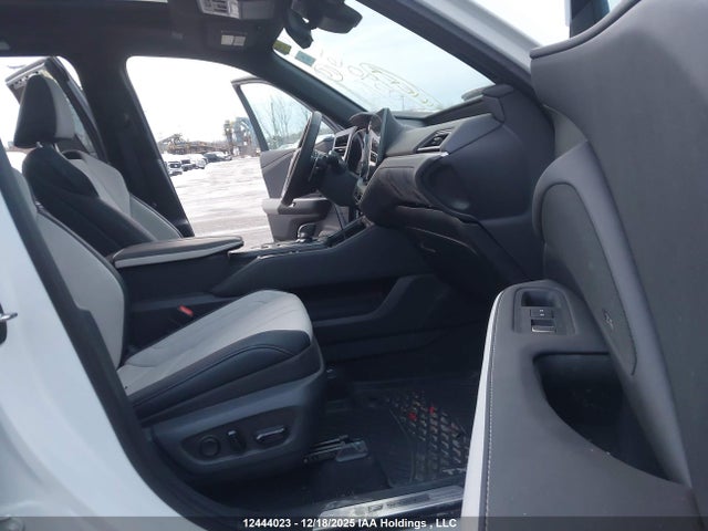 12444023 :رقم المزاد ، 5TDABAB60RS005604 vin ، 2024 Lexus Tx 500h مزاد بيع