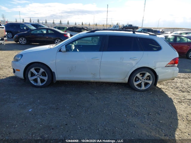 12444068 :رقم المزاد ، 3VWPX7AJ3EM627609 vin ، 2014 Volkswagen Golf مزاد بيع