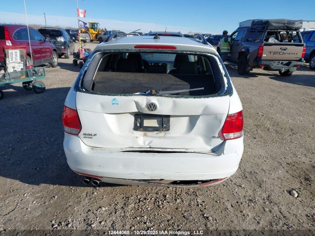 12444068 :رقم المزاد ، 3VWPX7AJ3EM627609 vin ، 2014 Volkswagen Golf مزاد بيع