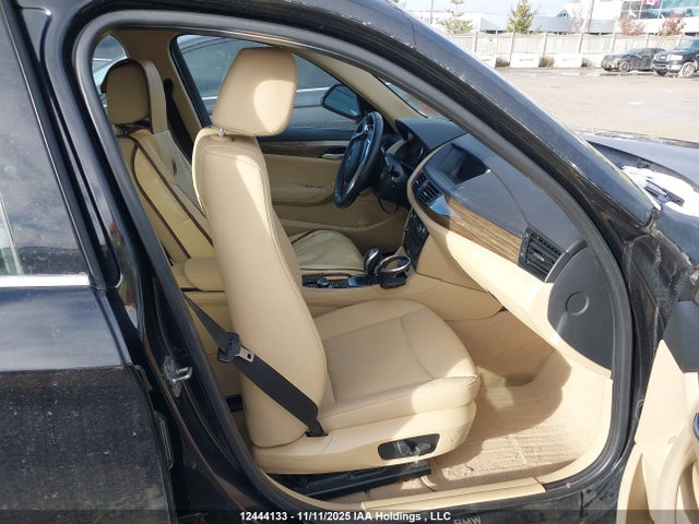 Продажа на аукционе авто 2013 Bmw X1 Xdrive28i, vin: WBAVL1C53DVR91601, номер лота: 12444133