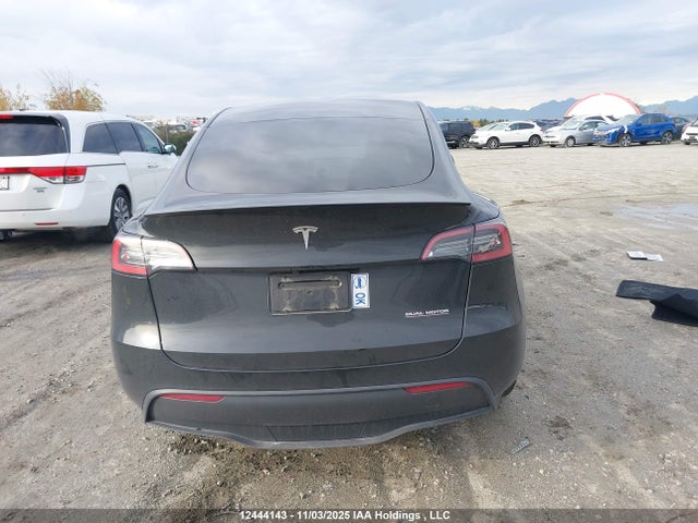 Продажа на аукционе авто 2024 Tesla Model Y, vin: LRWYGDEF0RC662091, номер лота: 12444143
