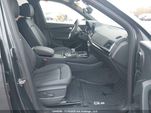 WA1ABAFY7R2137756 Audi Q5 Premium 40