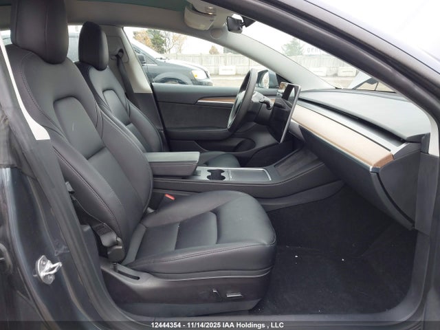 5YJ3E1EA1PF395212 Tesla Model 3 Rwd