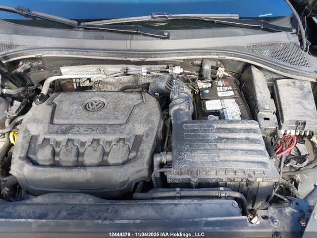 3VV2B7AX5NM010648 Volkswagen TIGUAN SE