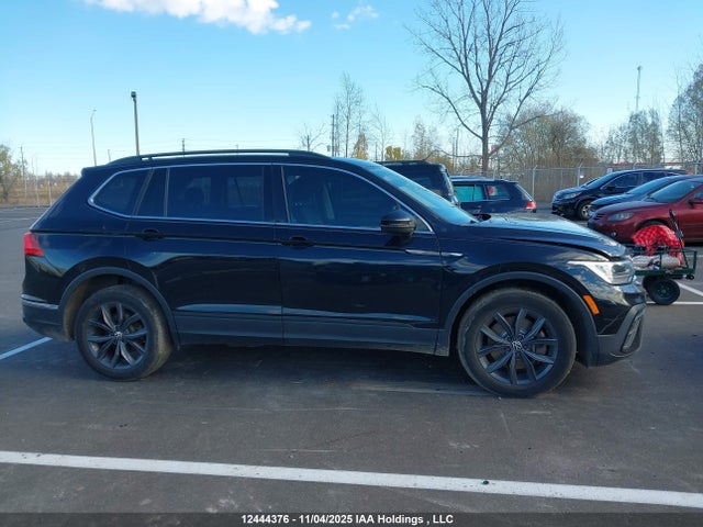 3VV2B7AX5NM010648 Volkswagen TIGUAN SE