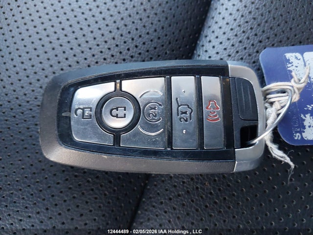 1FMCU9CZ4NUB14028 Ford ESCAPE SEL