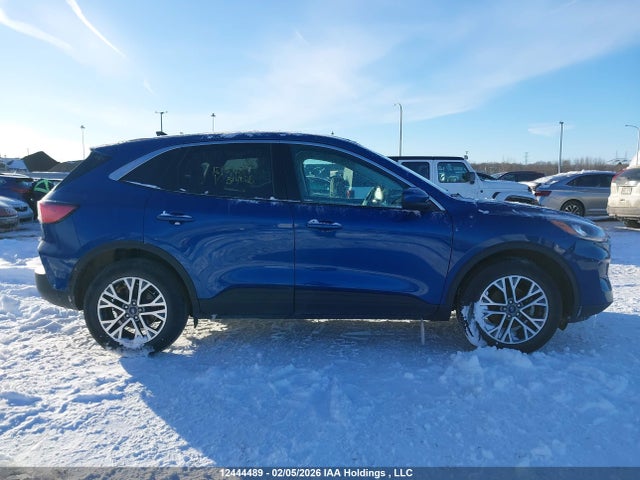 1FMCU9CZ4NUB14028 Ford ESCAPE SEL