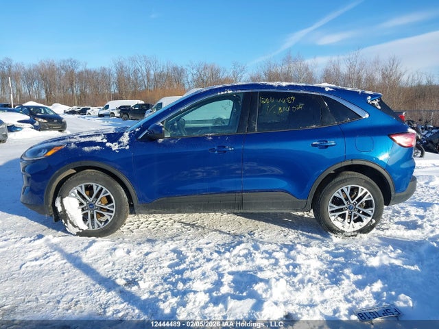 1FMCU9CZ4NUB14028 Ford ESCAPE SEL