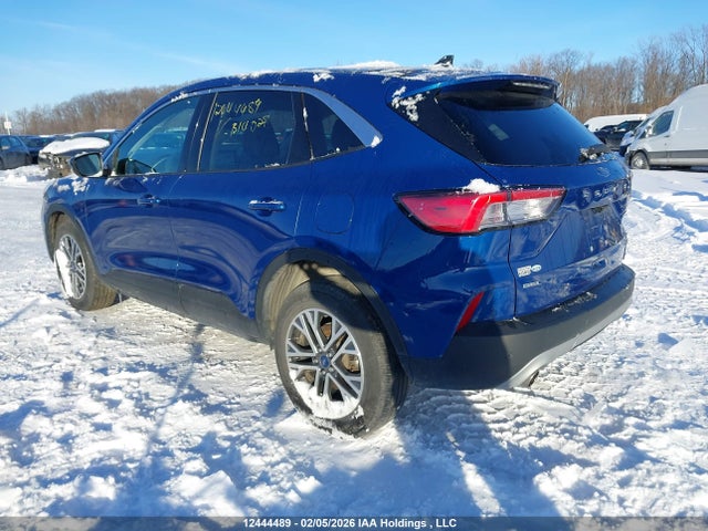 1FMCU9CZ4NUB14028 Ford ESCAPE SEL