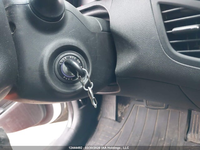 Продажа на аукционе авто 2013 Hyundai Elantra Limited, vin: 5NPDH4AE2DH356521, номер лота: 12444492
