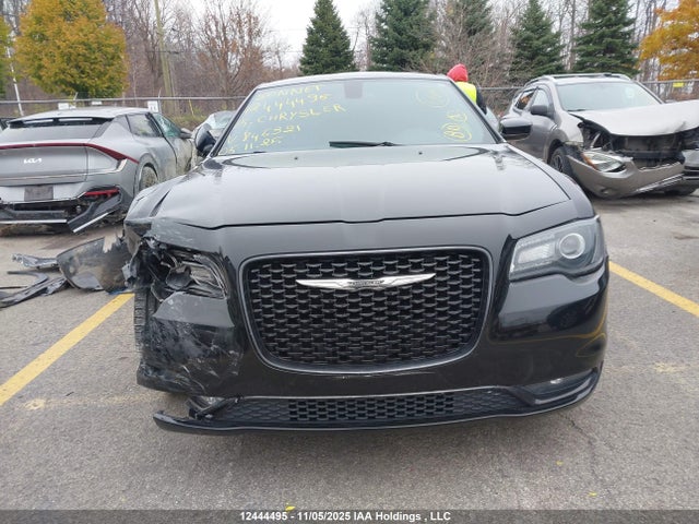 Chrysler 300 S 2015 2C3CCABG6FH845321 Image 12