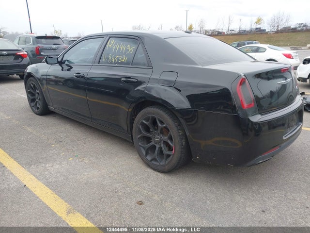 Chrysler 300 S 2015 2C3CCABG6FH845321 Image 3
