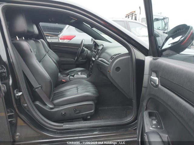 Chrysler 300 S 2015 2C3CCABG6FH845321 Image 5