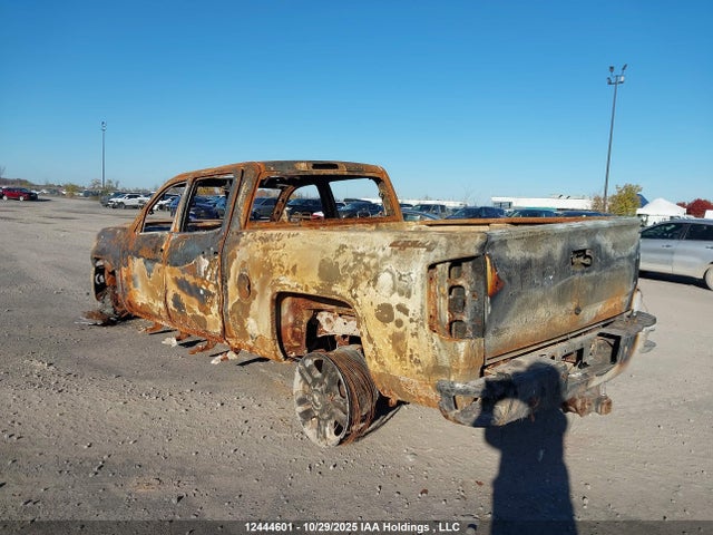 1GC1KXEY9JF226218 Chevrolet Silverado 2500hd High Country