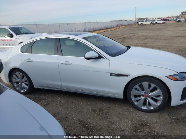 Jaguar Xf R-dynamic Se 2021 SAJBL4GX4MCY89210 Image 14