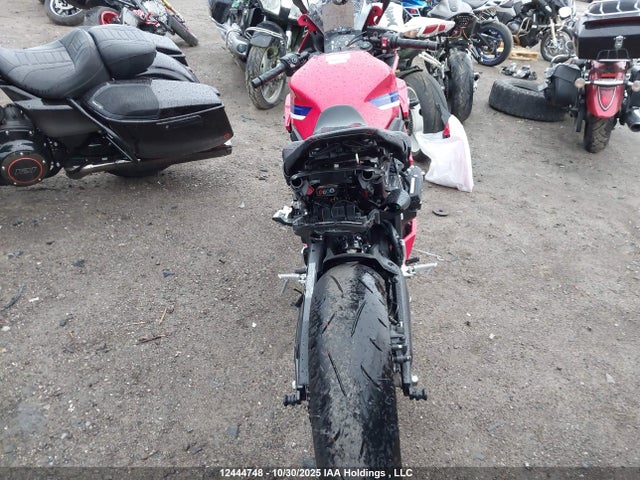 Продаж на аукціоні авто 2025 Honda Cbr650 R, vin: MLHRH1565S5100438, номер лоту: 12444748