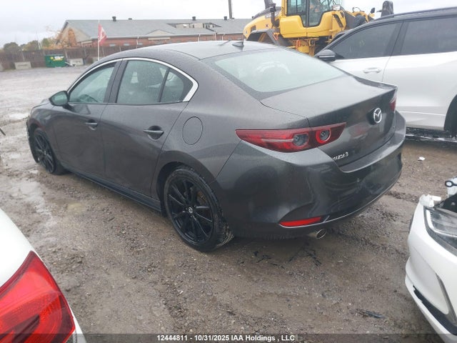 3MZBPADM2KM102999 Mazda 3 Preferred