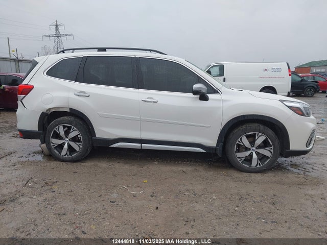 Subaru Forester Touring 2019 JF2SKEWC5KH411966 Image 12