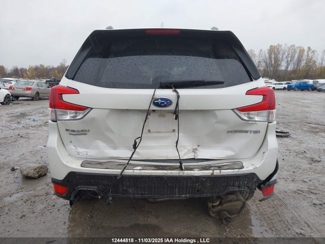 Subaru Forester Touring 2019 JF2SKEWC5KH411966 Image 15