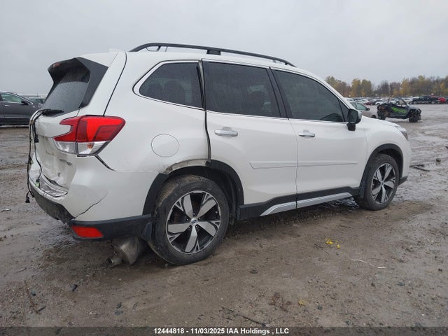 Subaru Forester Touring 2019 JF2SKEWC5KH411966 Image 4