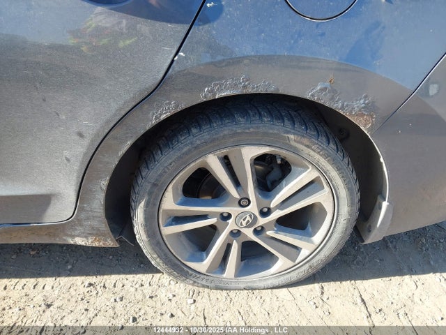 KMHD84LF0HU293643 Hyundai Elantra Se/value/limited