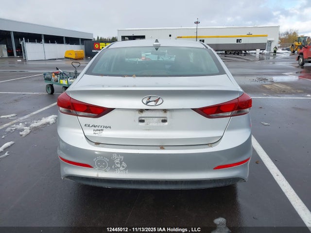 Hyundai Elantra 2017 KMHD84LF6HU270691 Image 16