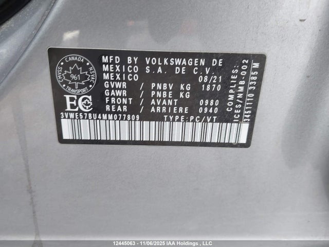 12445063 :رقم المزاد ، 3VWE57BU4MM077809 vin ، 2021 Volkswagen Jetta Highline مزاد بيع