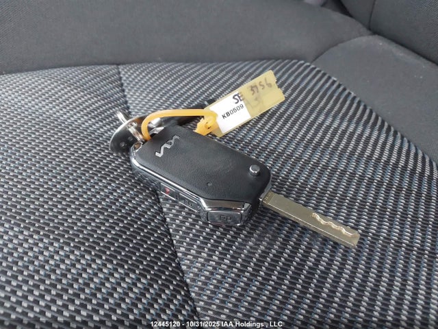 KNDEPCAA9S7683756 KIA Seltos Lx