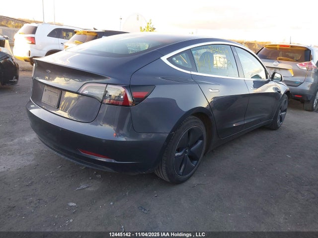 5YJ3E1EA5LF764454 Tesla MODEL 3
