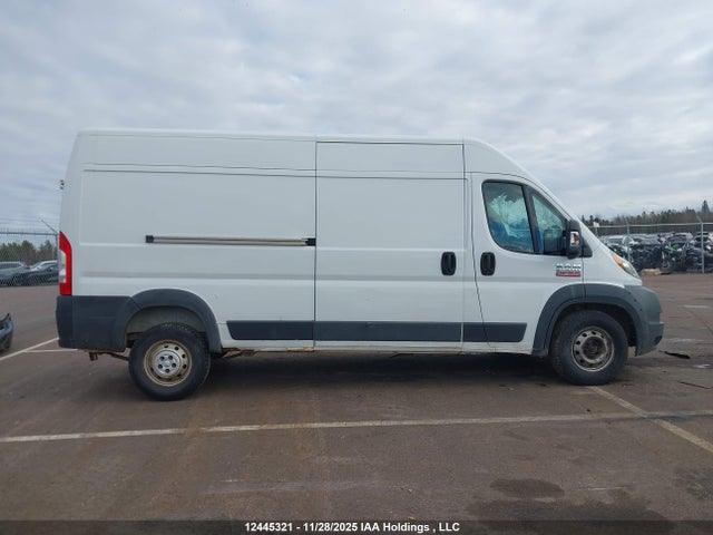 12445321 :رقم المزاد ، 3C6TRVDG5EE111883 vin ، 2014 Ram Promaster 2500 2500 High مزاد بيع