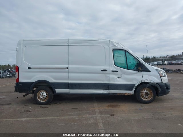 1FTKE2C8XRKA84305 Ford Transit T-150