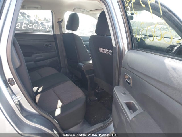 JA4AH3AU6HZ600300 Mitsubishi Rvr Se/es