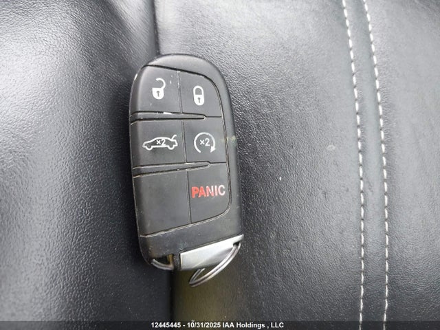 Chrysler 300 2019 2C3CCAGG0KH659213 Image 11
