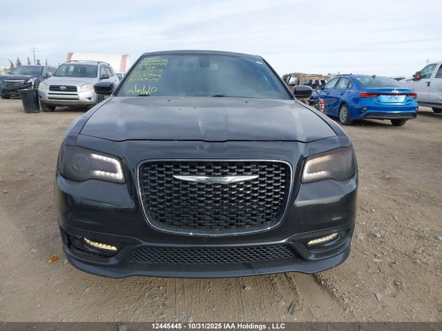 Chrysler 300 2019 2C3CCAGG0KH659213 Image 13