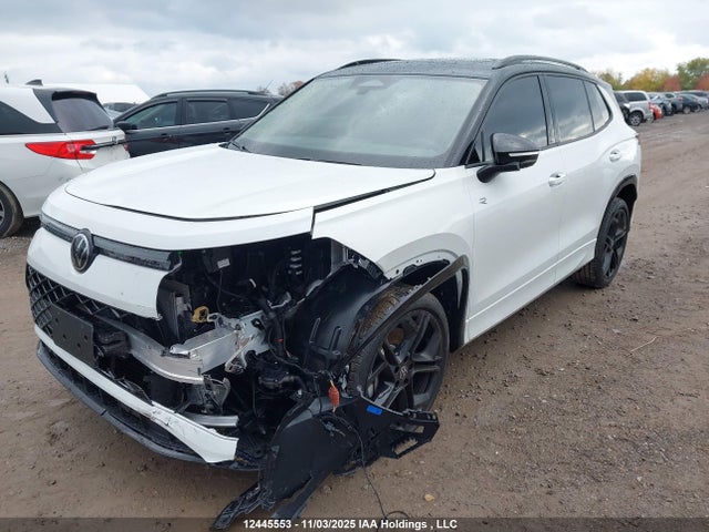 3VVGR7RM1SM071714 Volkswagen Tiguan Se R-line Black